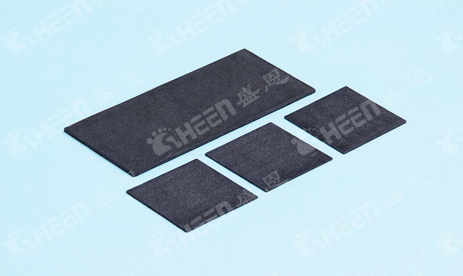 碳纖維導熱墊片.jpg 碳纖維導熱墊片.jpg