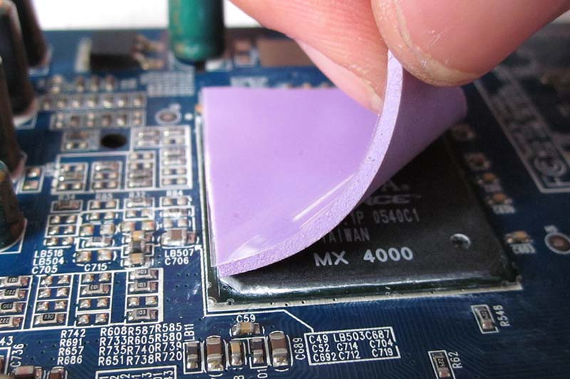 1770364187862029.jpg 2mm厚的導(dǎo)熱墊應(yīng)用.JPG